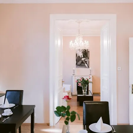 Boutique Hotel Villa Oberkassel-2