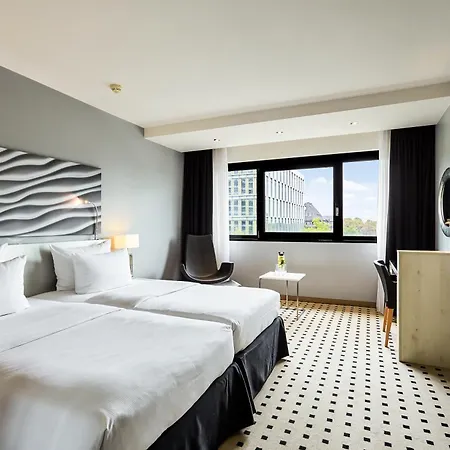 Radisson Blu Conference Hotel, Düsseldorf-3