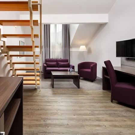 Holiday Inn Düsseldorf Hafen, an IHG Hotel-2