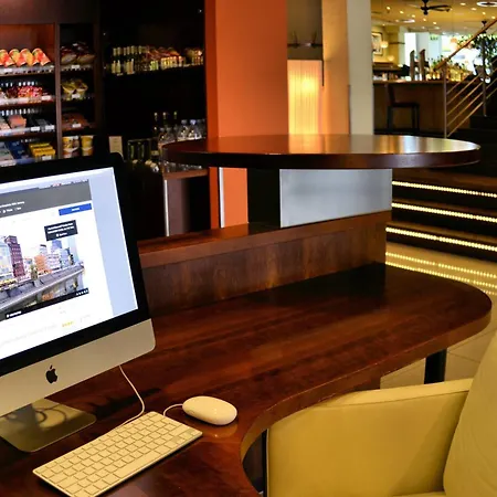 Courtyard By Marriott Duesseldorf Hafen-2