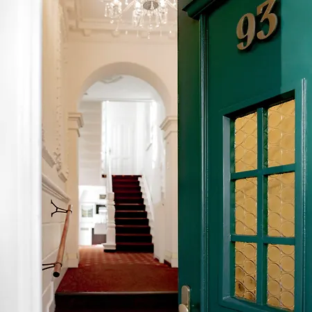 Boutique Hotel Villa Oberkassel-3